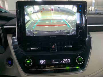 Toyota Corolla Altis 2023 trang bị nhiều tính năng an toàn hiện đại