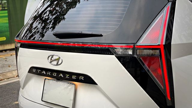 Đánh giá Hyundai Stargazer 2024: Ngoại hình mới lạ, trang bị nội thất hiện đại, giá xe hợp lý Hyundai-stargazer-2024-1--182751
