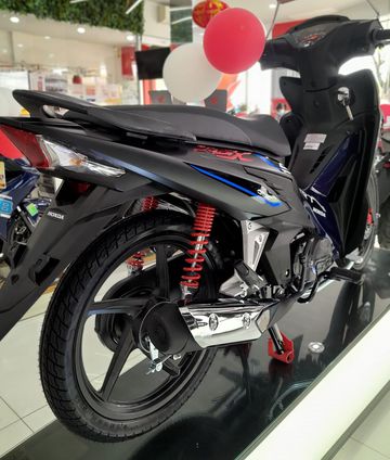 Honda Wave RSX 2023 được trang bị động cơ xi-lanh đơn 110cc, làm mát bằng không khí