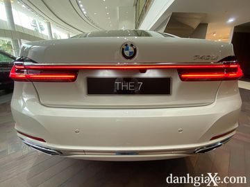 Danh gia so bo xe BMW 740Li LCI 2020